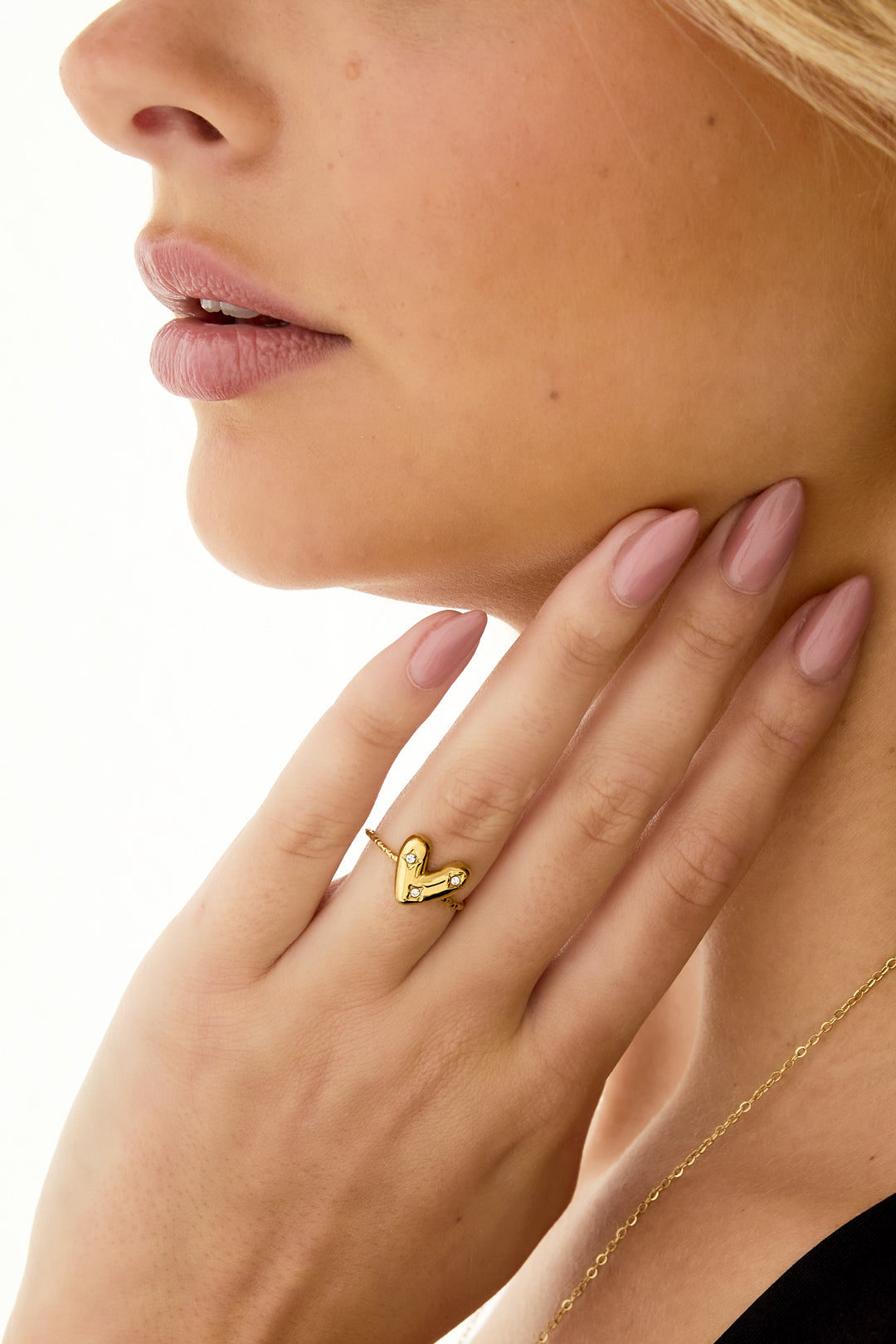 Ring Amira